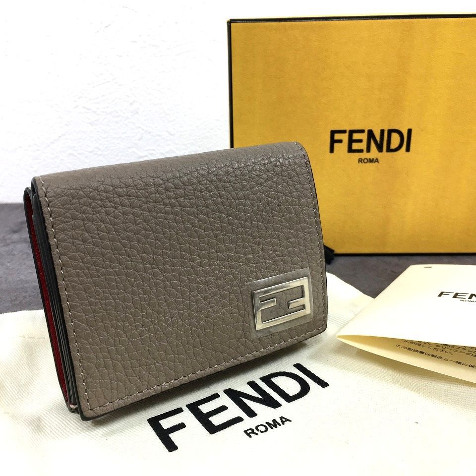 極美品 FENDI 三つ折り財布 7M0280 FFバゲット グレー 箱付き 253