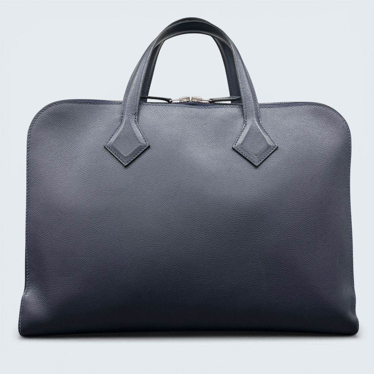 HERMES 希少 美品 エルメス ヴィクトリアライト ブリーフケース エバーカラー ブルーニュイ Y刻印 2020年製造 レザー ネイビー シルバー金具 ビジネスバッグ ハンドバッグ メンズ ABランク 中古 鑑定済 エルメスバッグ
