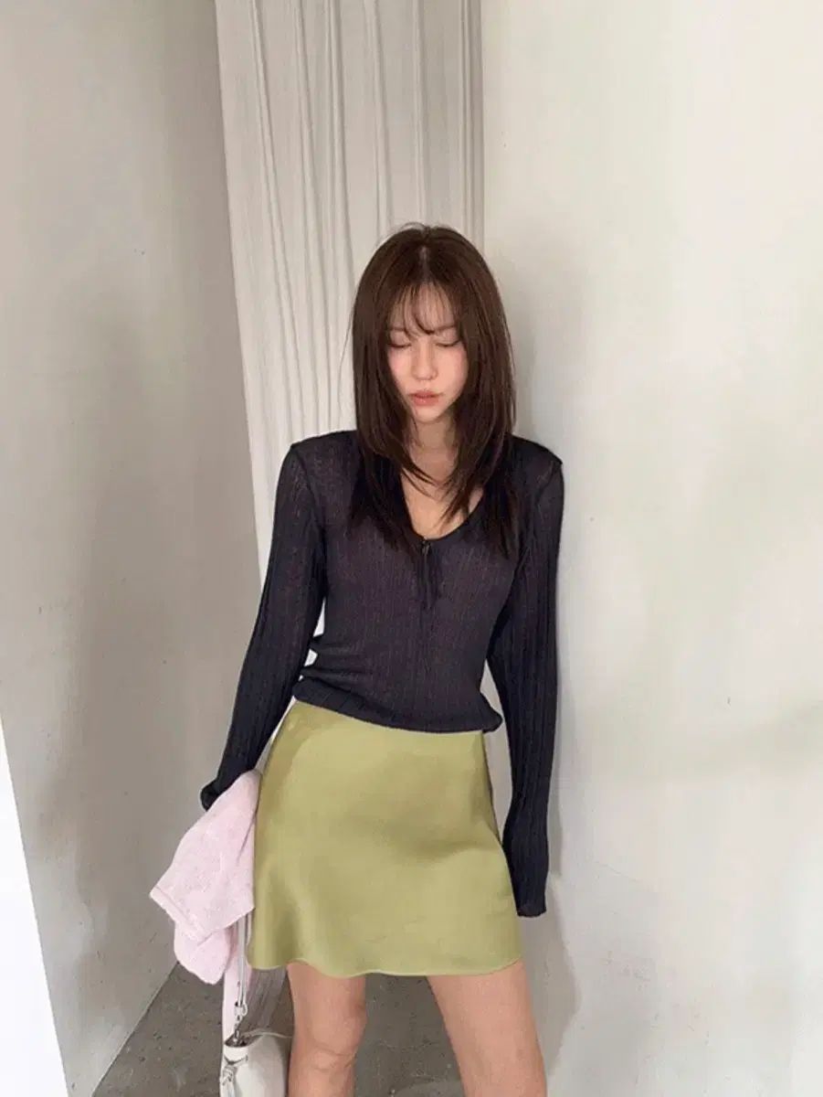 THE MUI Mini satin skort OLIVE (オリーブ) 6,344円