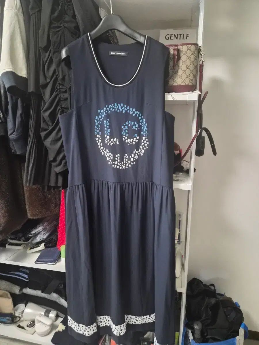 LUCKY CHOUETTE ラッキーシュエトゥ ONE PIECE ワンピース 出品 9,626円