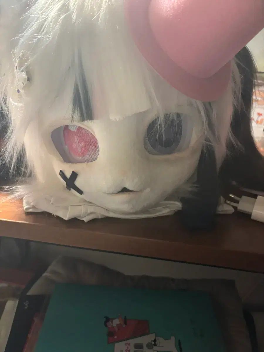ファー・スーツ・ヘッド (キー・ぐるみ)