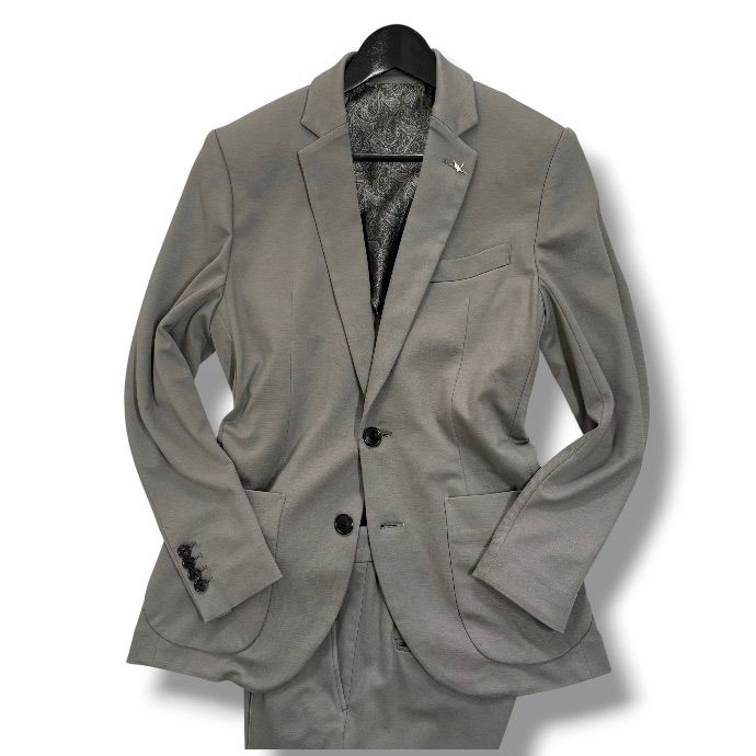 1PIU1UGUALE3 ウノピュウウノウグァーレトレ COMFY JACKET & SLACKS 旅ジャケ スーツ セットアップ MRB581 現行 グレー