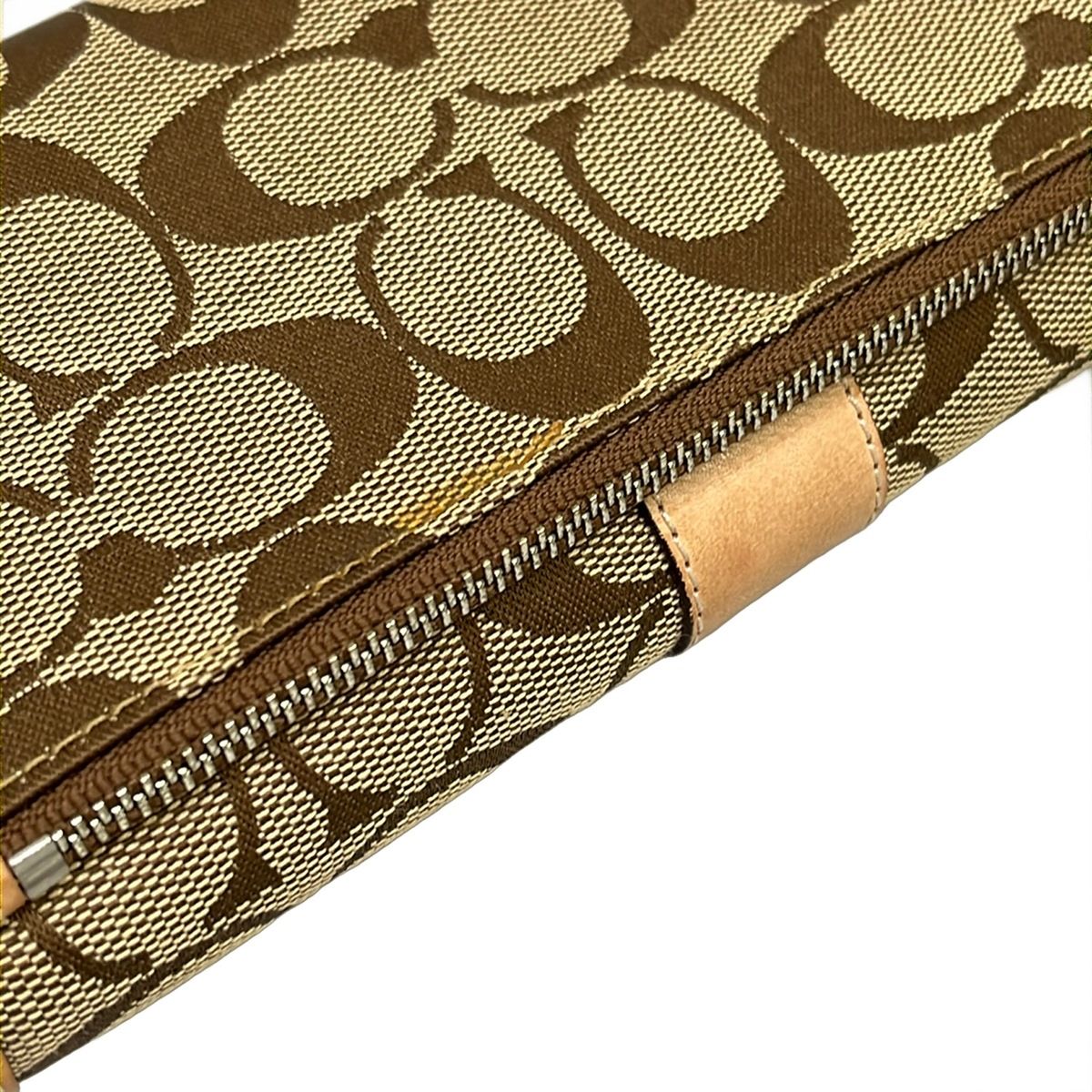 https://assets.mercari-shops-static.com/-/large/plain/2JUtcPakRyrUa2R9rHQmbt.jpg@jpg
