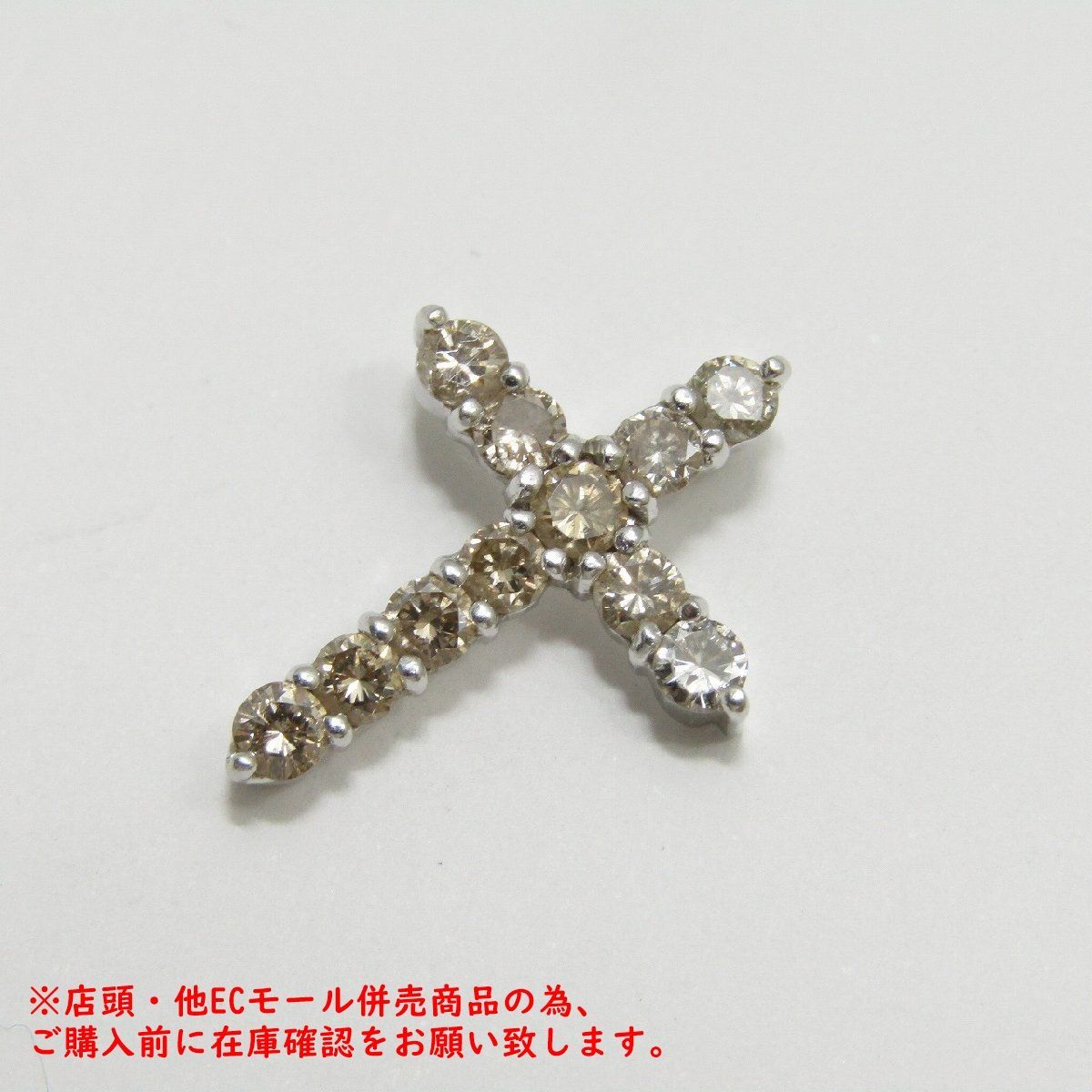 ※併売商品※◆中古状態良好◆クロス ペンダントトップ PT900 プラチナ ダイヤモンド アクセサリー レディース　M2009