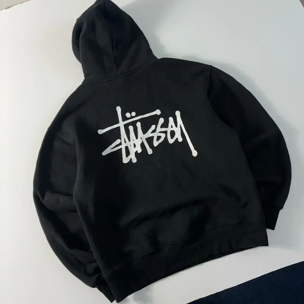 STUSSY ステューシー ベーシック ストック ロゴ ブラック フーディー
