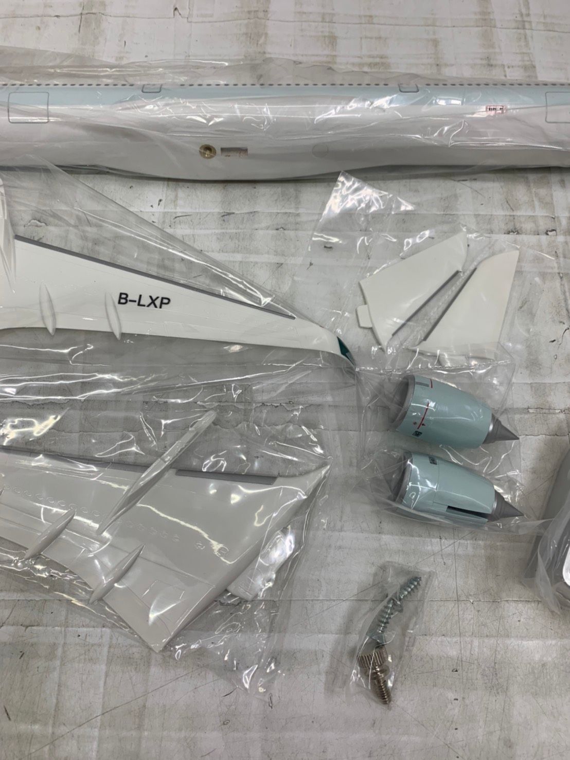 送料無料h15163 Aviation400 キャセイパシフィック航空 A350-1000 航空機 模型 プラモデル おもちゃ 未使用