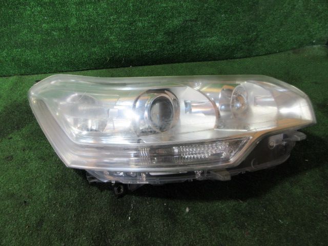右　ヘッドライト シトロエン ABA-X75F02 H23年　　HSP0450-17-16-R 14,200円