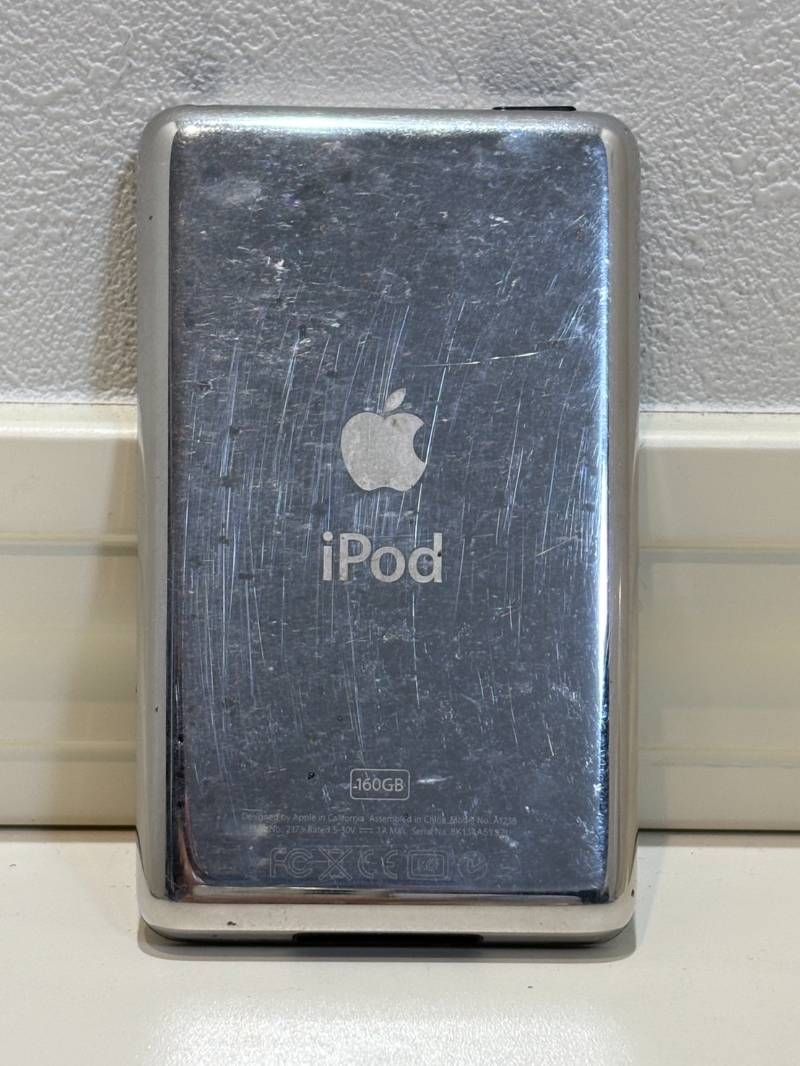 Apple iPod classic A1238 MC297J ポータブルデジタルオーディオ