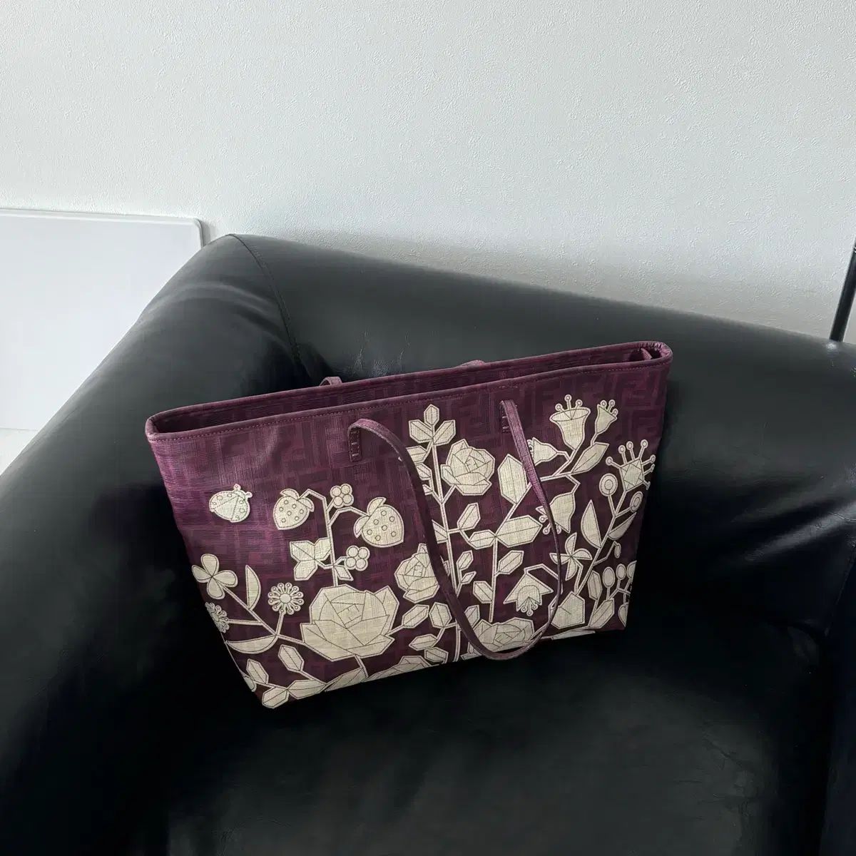FENDI フェンディ ヴィンテージ フラワー ショルダーバッグ