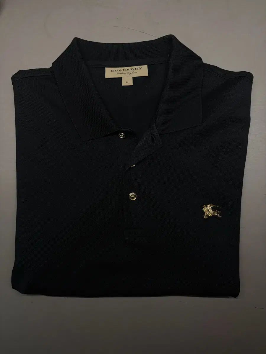 {正規品} バーバリー ブラック カラーTシャツ 半袖 31,475円