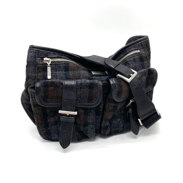 【中古】良品 BURBERRY バーバリー ノバチェック フェルト ウエスト ボディ バッグ eY10371A