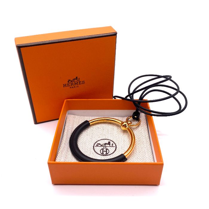 【中古】美品 HERMES エルメス ループグラン レザー ゴールド ネックレス fY03204A 46,200円