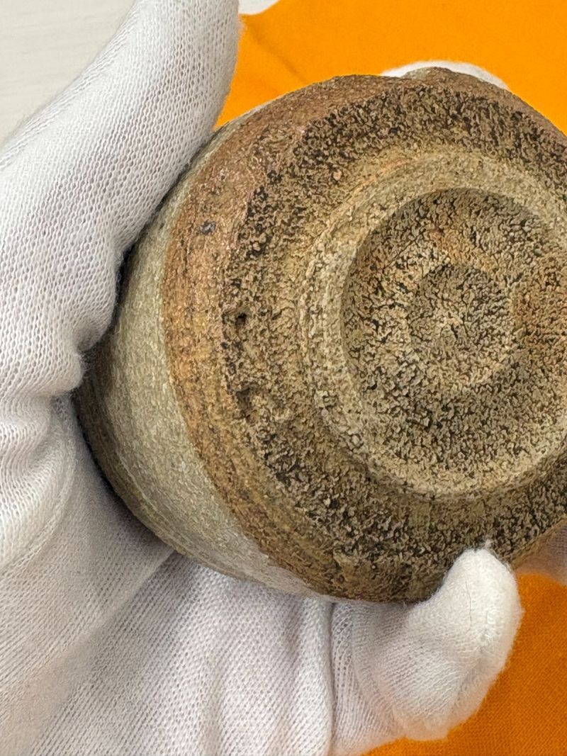 【管理番号-P】西岡小十 斑唐津ぐい呑 酒器 共箱 布 栞付 陶芸 焼き物 現状品