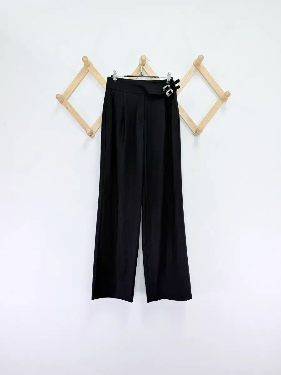 JULL LOG(ジュローグ) ベルトポイント スラックス 6,417円
