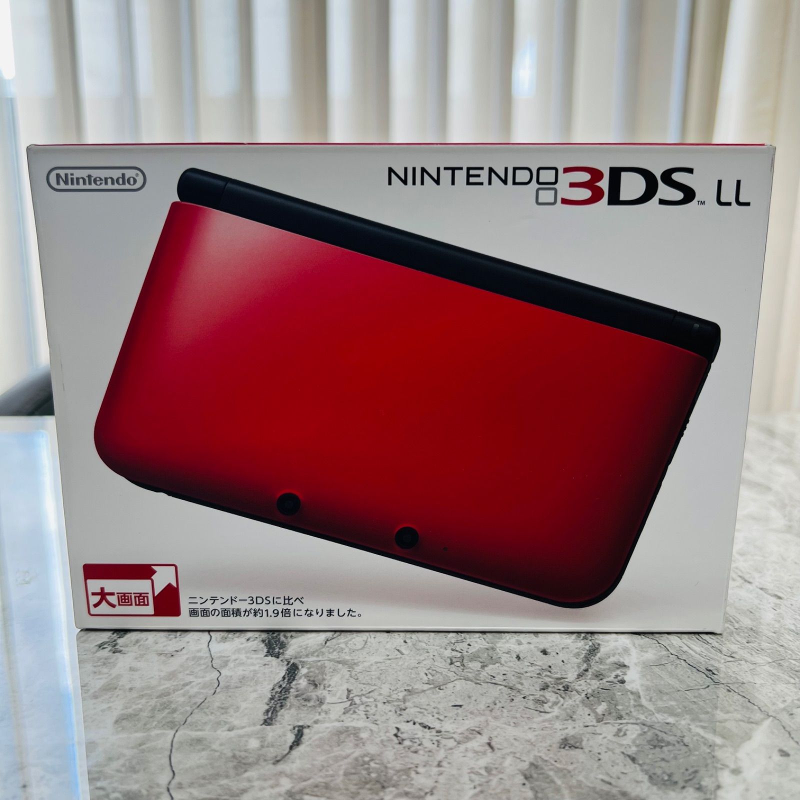 【完動品・美品】NINTENDO 3DS LL 　レッド×ブラック