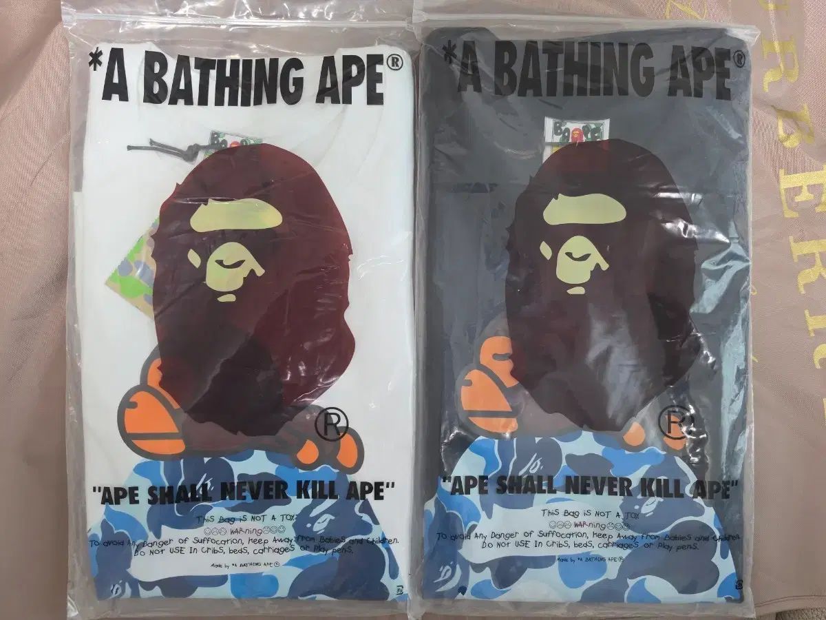 A BATHING APE アベイシングエイプ ベイビー マイロ カモフラ 半袖Tシャツ 白/ブラック