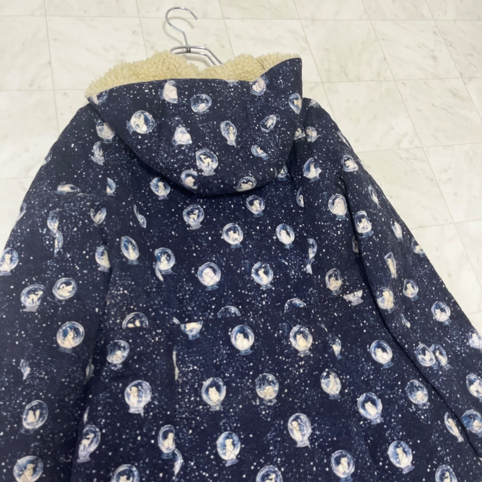 franche lippee フランシュリッペ スノードームキルトコート 裏ボア フード ロングコート 動物柄 総柄 ネイビー 紺 レディース サイズM
