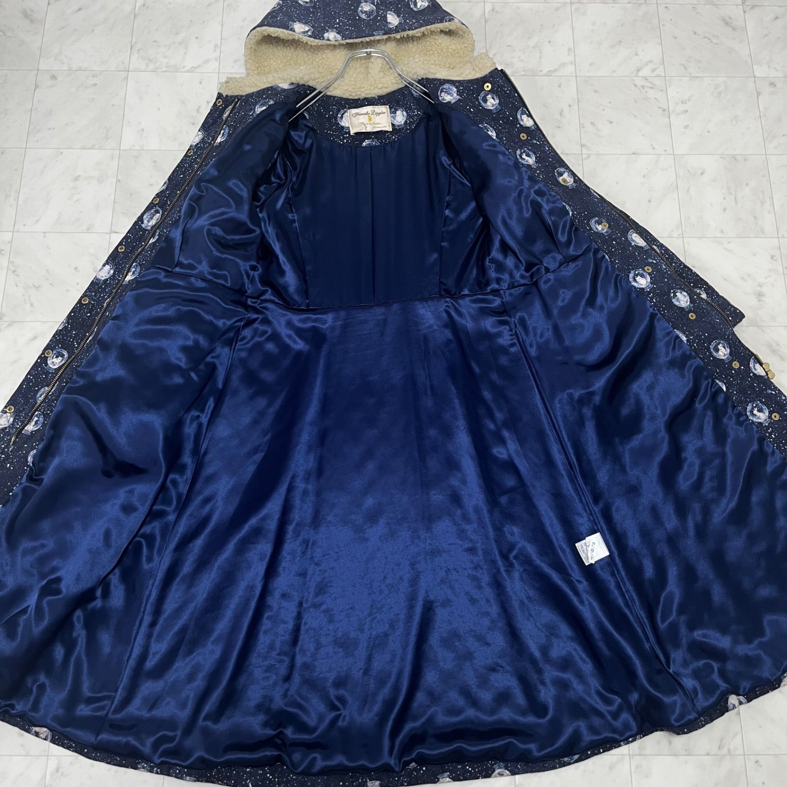 franche lippee フランシュリッペ スノードームキルトコート 裏ボア フード ロングコート 動物柄 総柄 ネイビー 紺 レディース サイズM