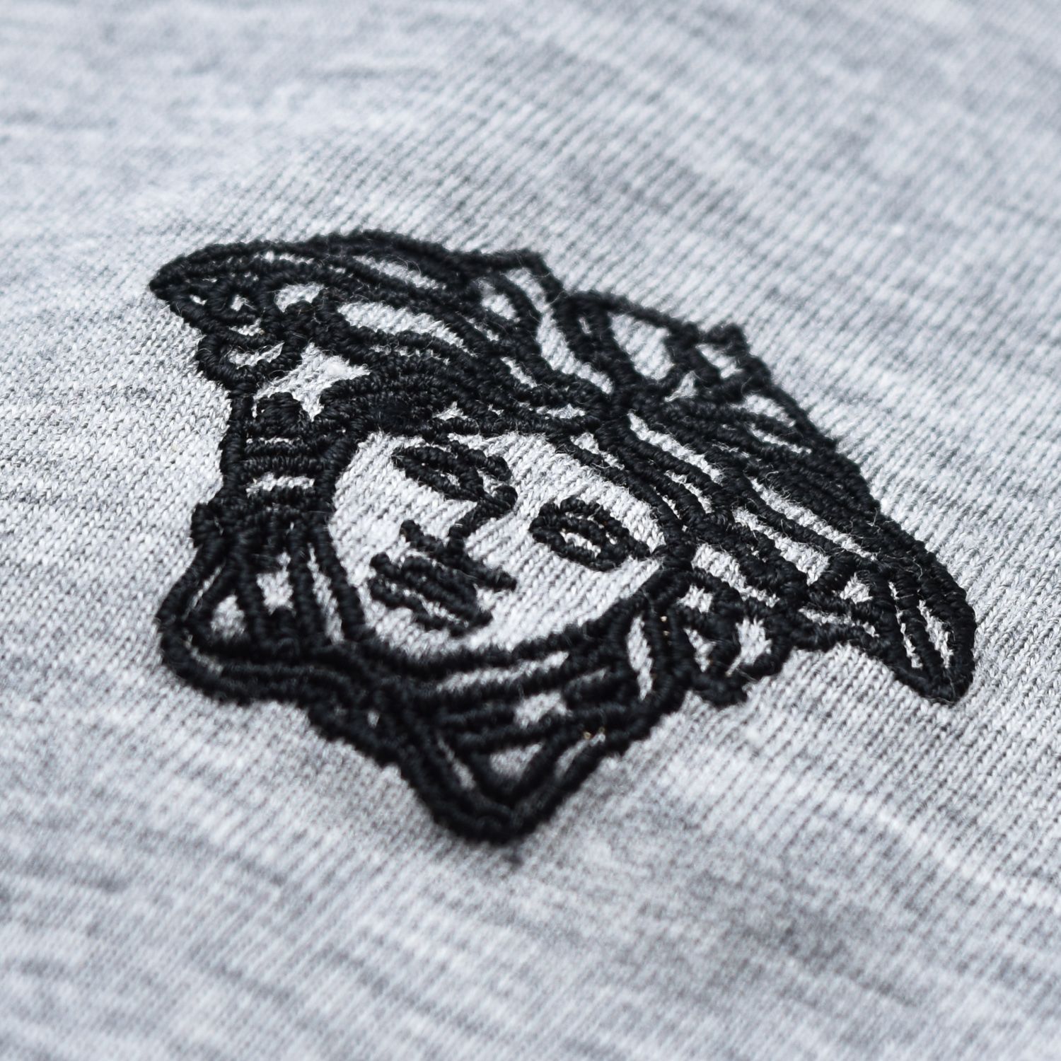 ヴェルサーチ Tシャツ メンズ ワンポイントメデューサT 半袖 A89500S VERSACE