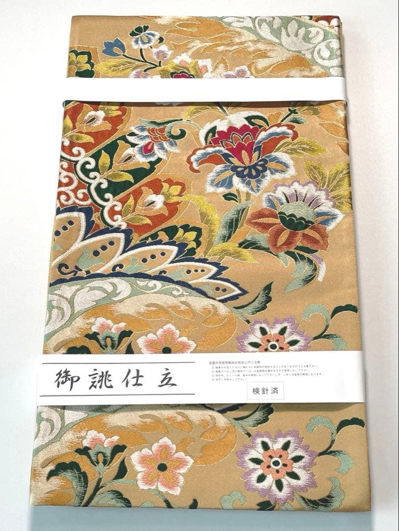 袋帯 未使用品 唐花文様 金糸 正絹 六通 HRT087