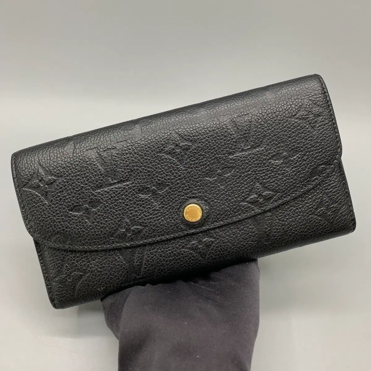 267003036 LOUIS VUITTON SLG EMPREINTE M