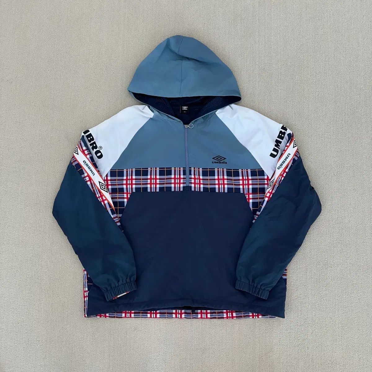 アンブロ CHECK バイカラー ウィンドブレーカー 100(L)