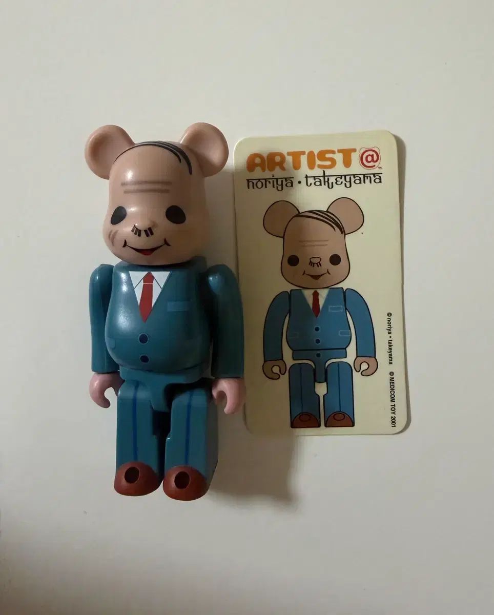 BE@RBRICK(ベアブリック) 下 シークレットハニー사장 (100%)