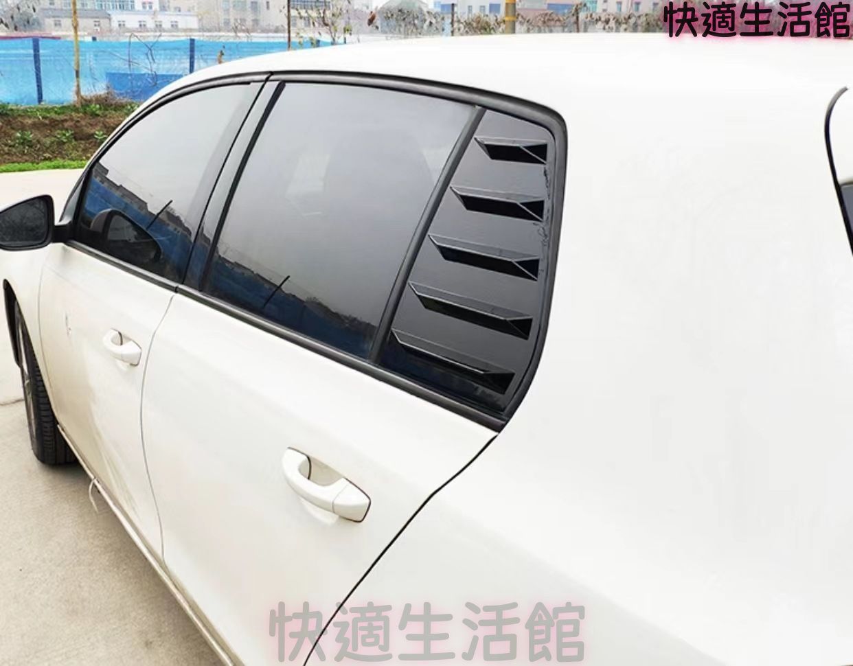 人気 Volkswagen ゴルフ6/7/7.5・Polo対応 リアウインドルーバー Polo 2014-2018・Polo Plus 車種別形状 ABS製 グロスブラック／カーボン調 リア外装アクセント gzj0804