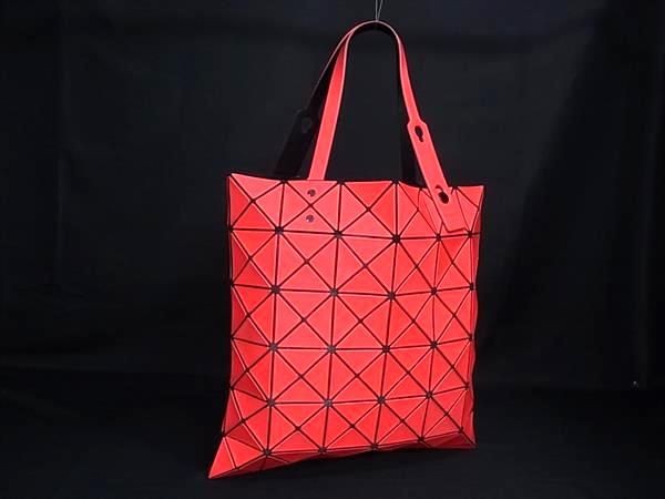 ■新品■未使用■ BAO BAO ISSEY MIYAKE バオバオイッセイミヤケ ルーセント PVC ハンドバッグ トート レッド系×ブラック系 FY3338