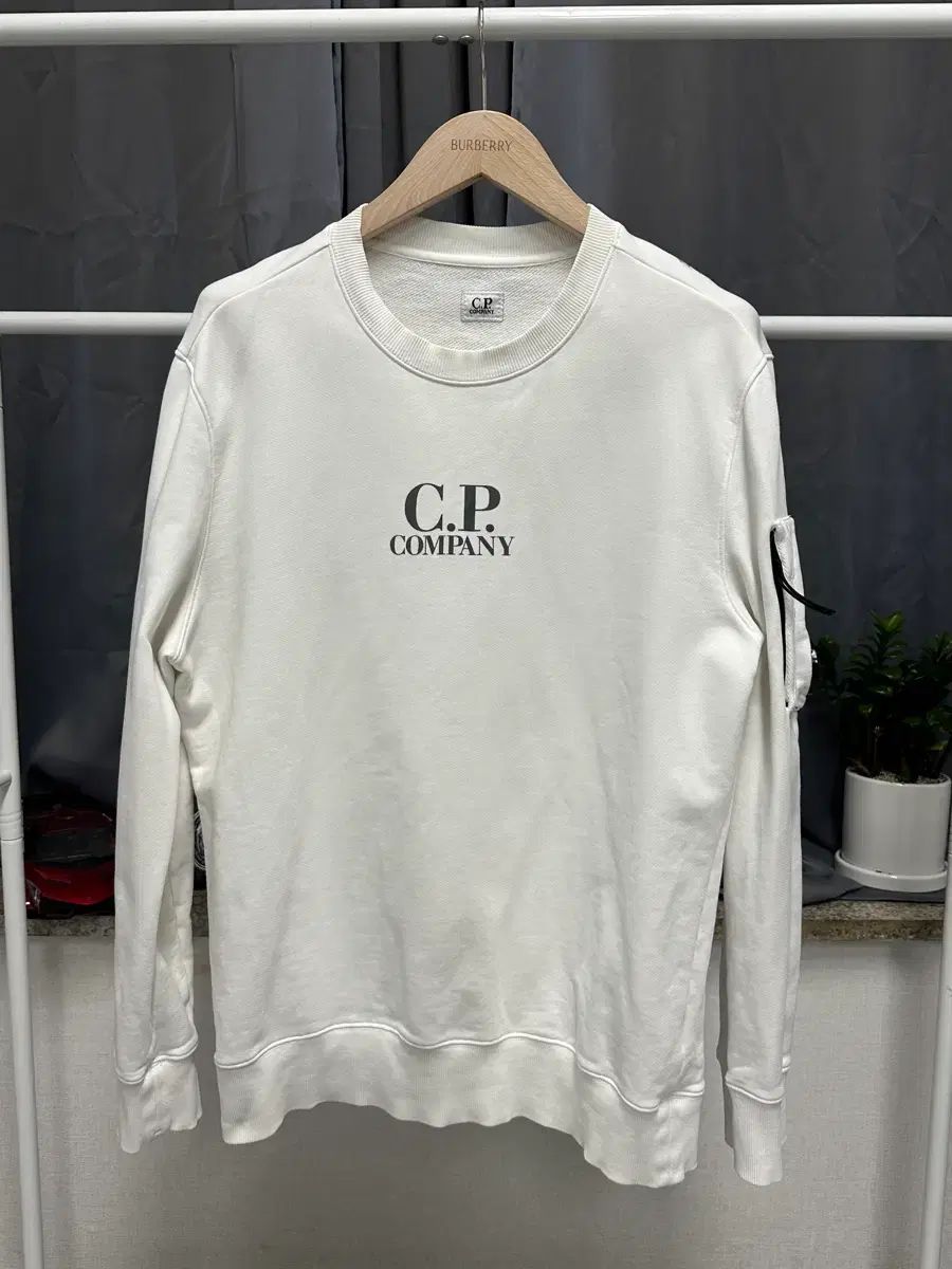 C.P. COMPANY シーピーカンパニー 正規品 / メンズ105 / レンズ スウェット