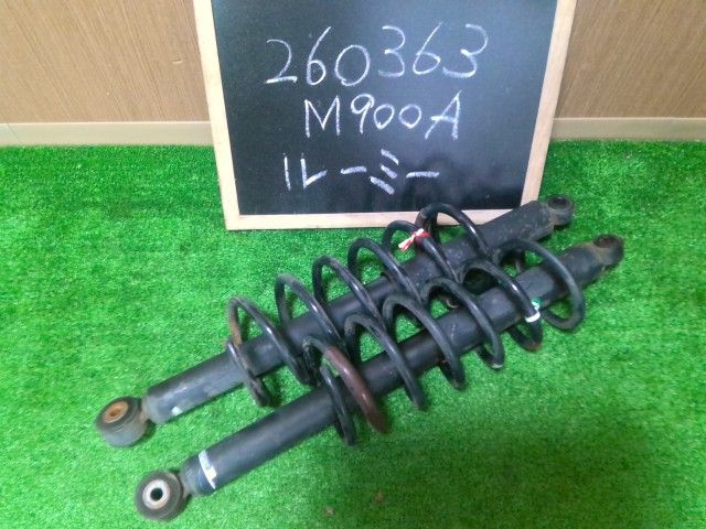 ルーミー 5BA-M900A リア ショック アブソーバー スプリング バネ 左右セット 48530-B9166 自社品番260363 P19