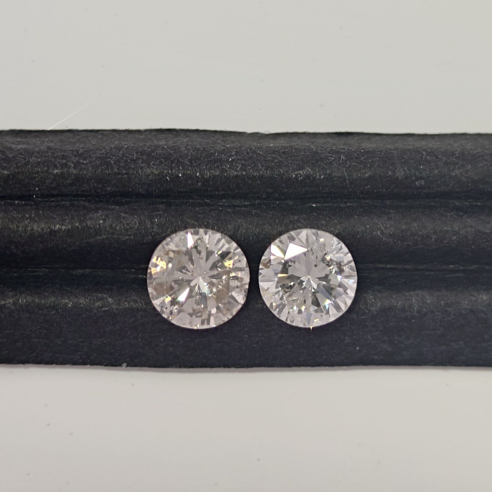 天然ダイヤモンド ルース 0.36ct 約3.5mm x2 ジュエリー外し d0029