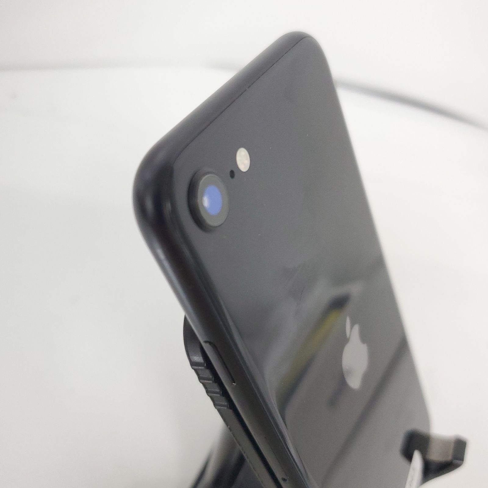 iPhone SE2 第2世代 64GB DOCOMO ブラック - メルカリ