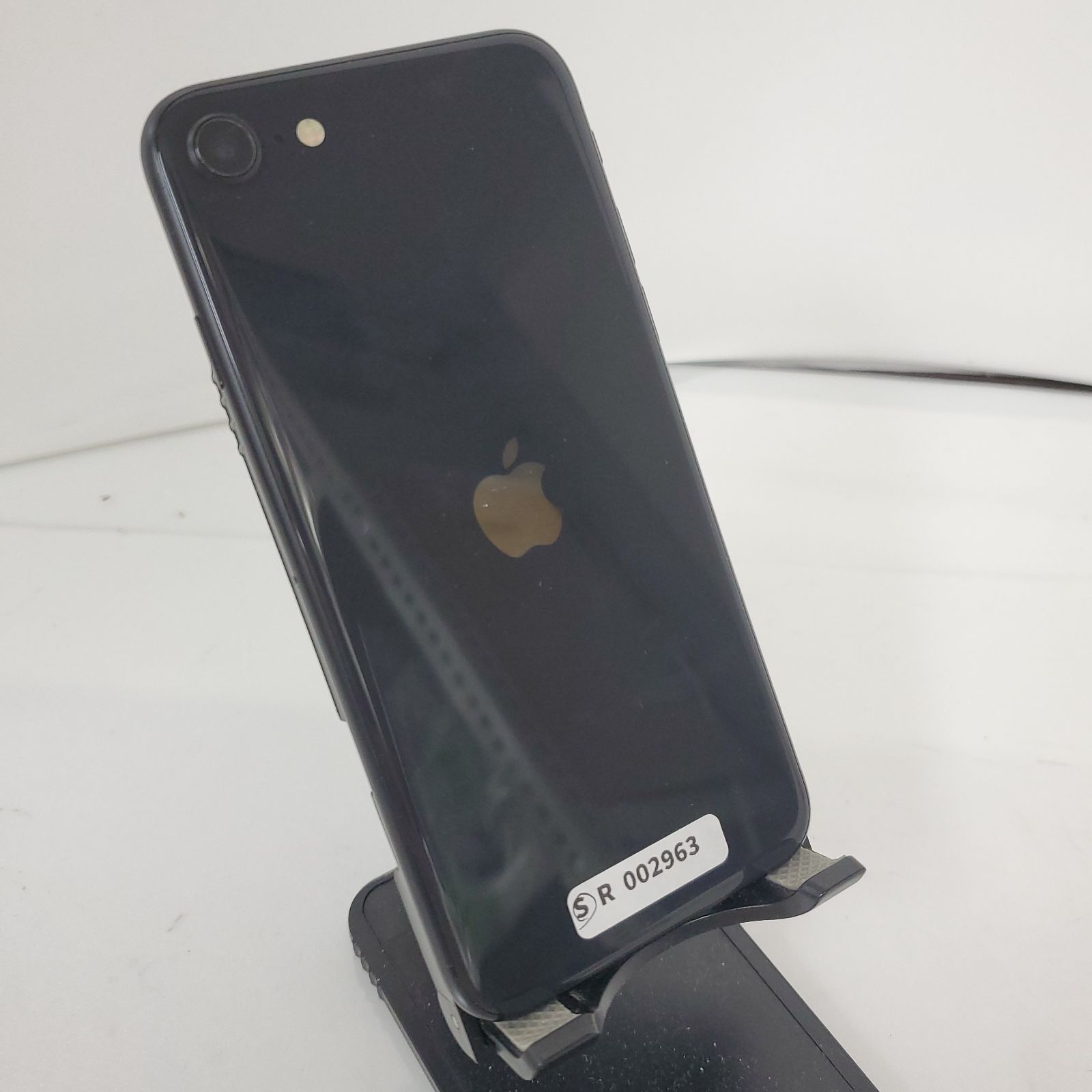 iPhone SE2 第2世代 64GB DOCOMO ブラック - メルカリ