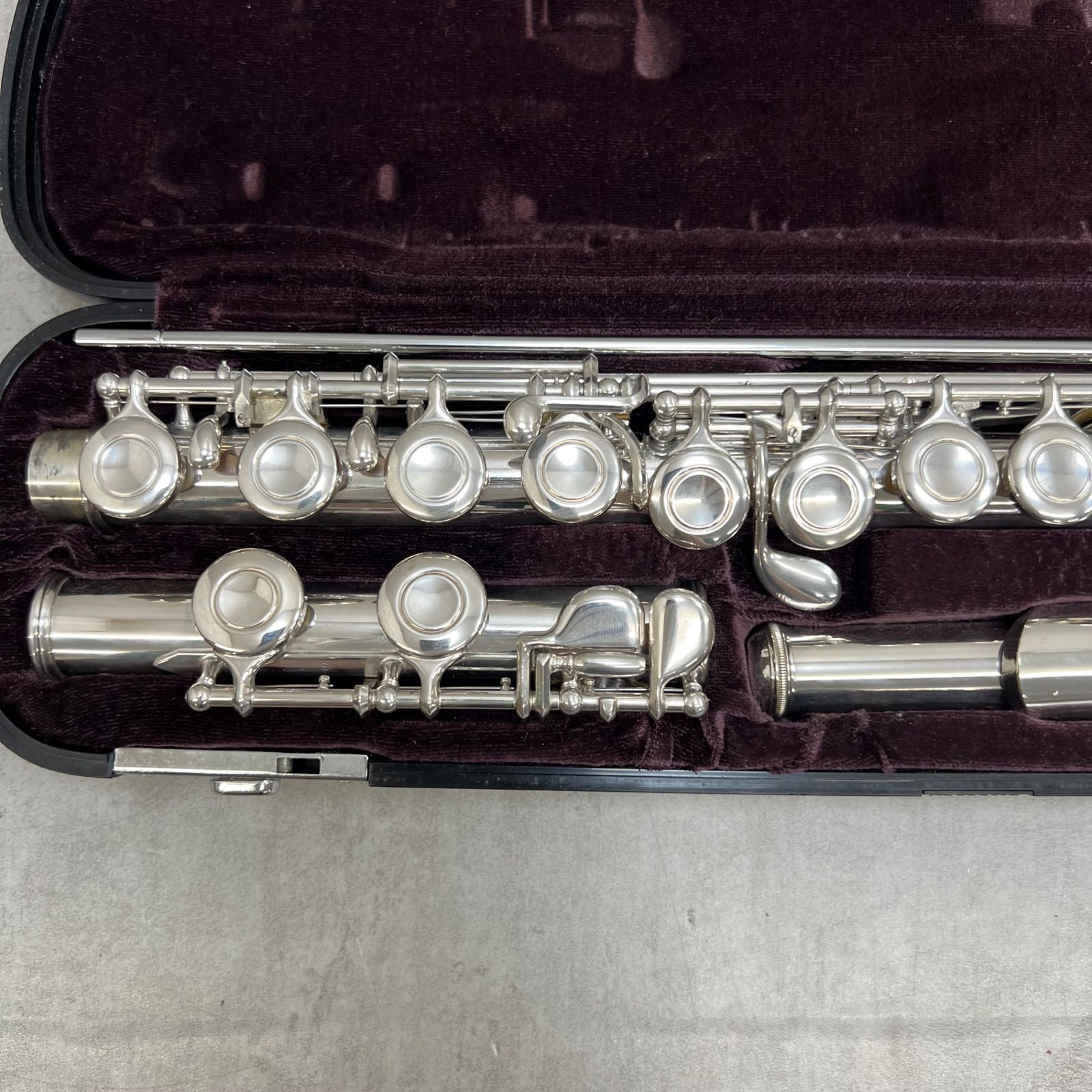 状態良好 ヤマハ フルート YFL-411Ⅱ Eメカ搭載 管体銀製 シルバー 木