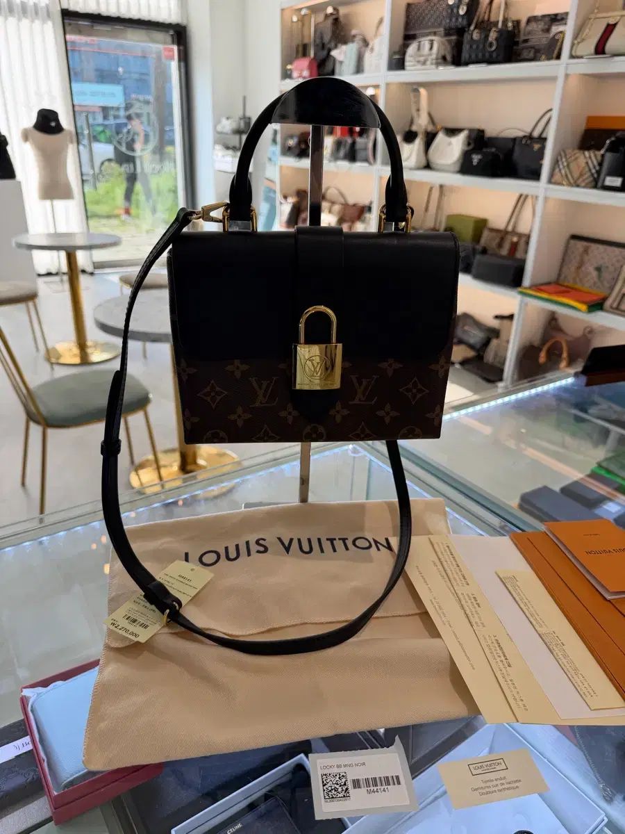 正規品 Louis Vuitton ルイヴィトン ロッキーBB トップス ハンドル バッグ 101,729円