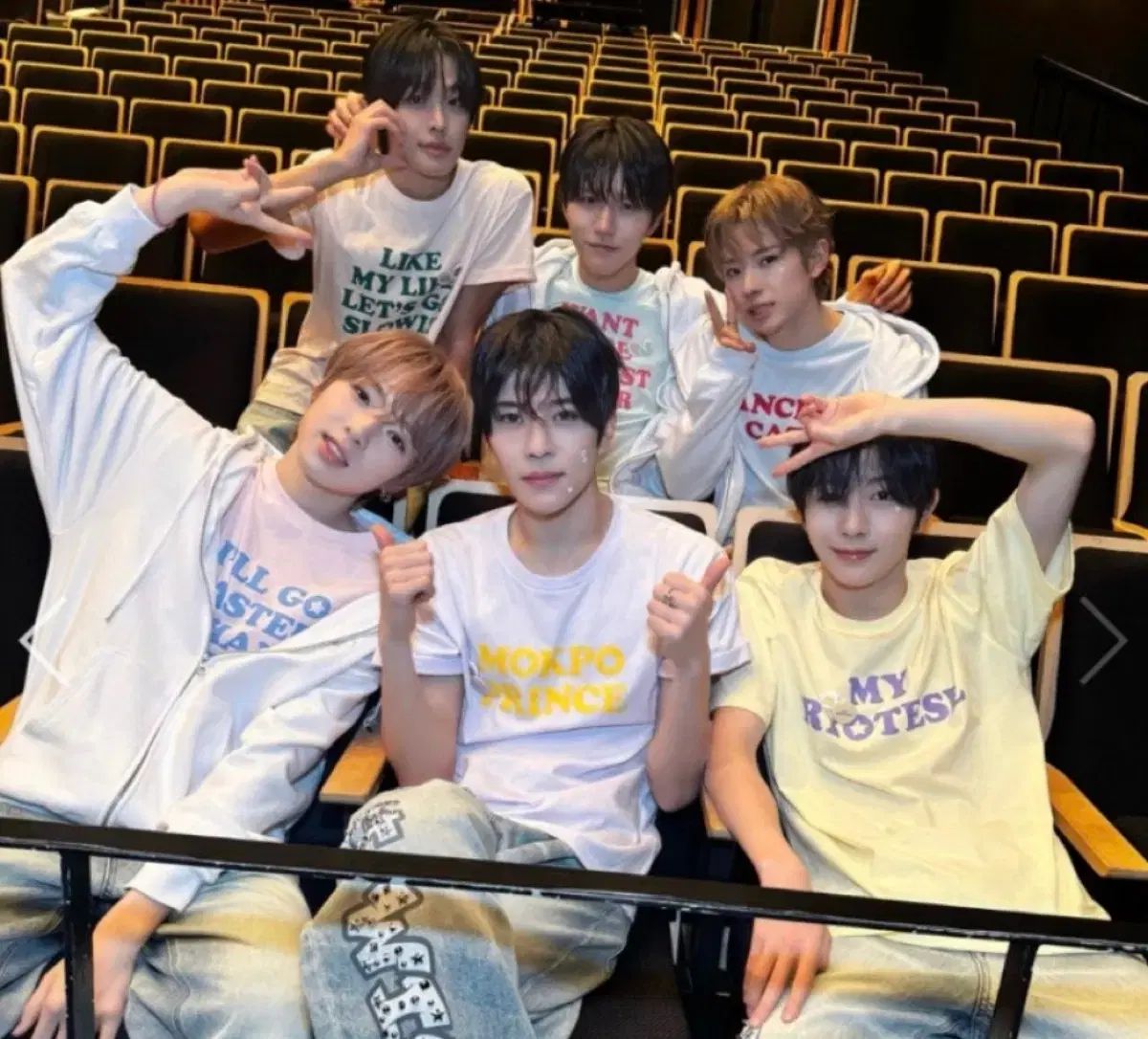 NCT(エヌシーティー)WISH アワーウィッシュ イルトゥ Tシャツ