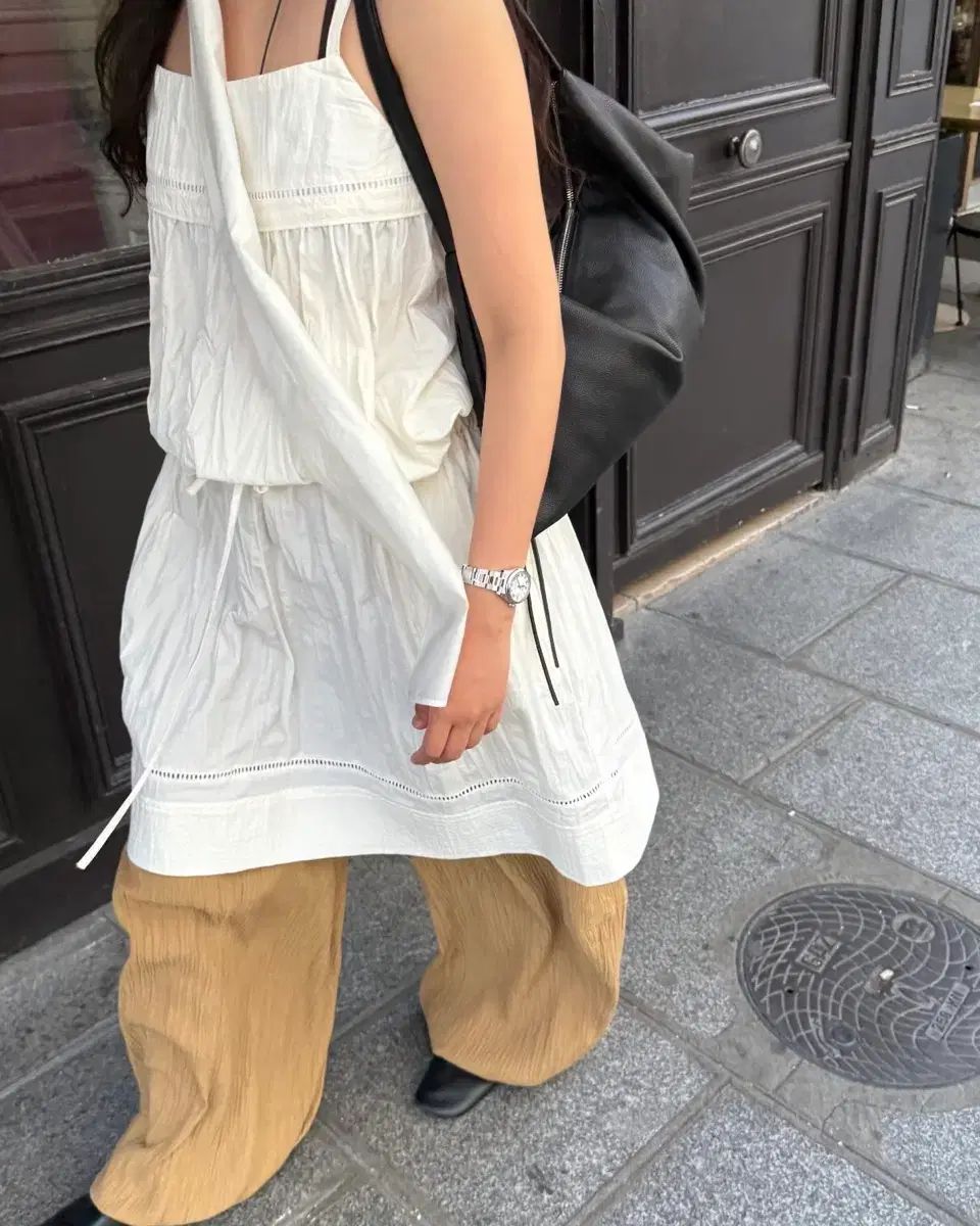 Ethos 26 ウェスト ストラップ スリーブレス ドレス 白