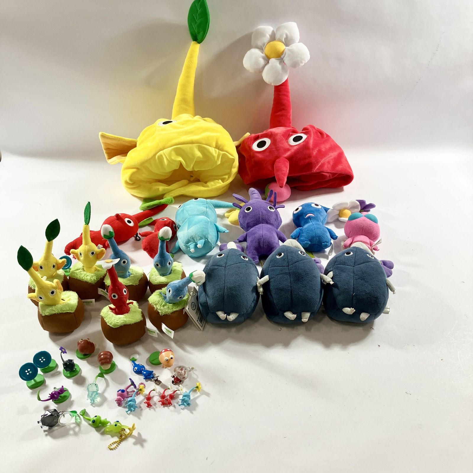 ★ PIKMIN ピクミン グッズ 雑貨 まとめ商品 ぬいぐるみ マスコット なりきり帽子 引っこ抜きぬいぐるみ など 現状品 1.18kg
