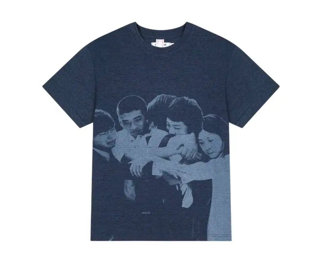 サファリスポット x ハッピーエンド ハグ Tシャツ (ネイビー)