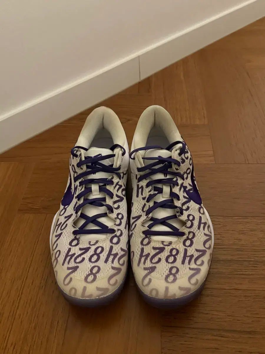 コービー 8 Court Purple