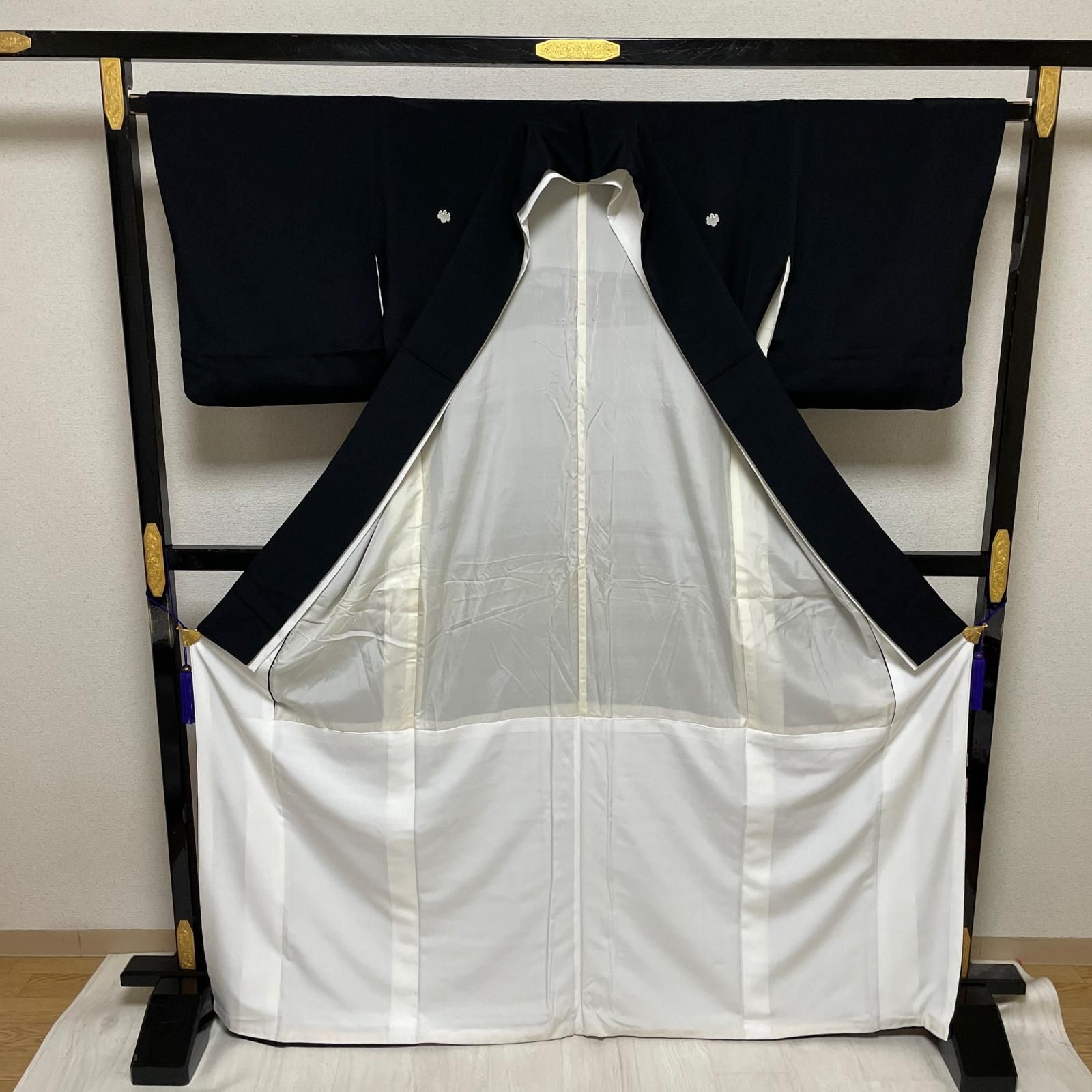 黒留袖 扇に鶴 流水模様 枝振りの梅 着物 正絹 五つ紋 X-6331