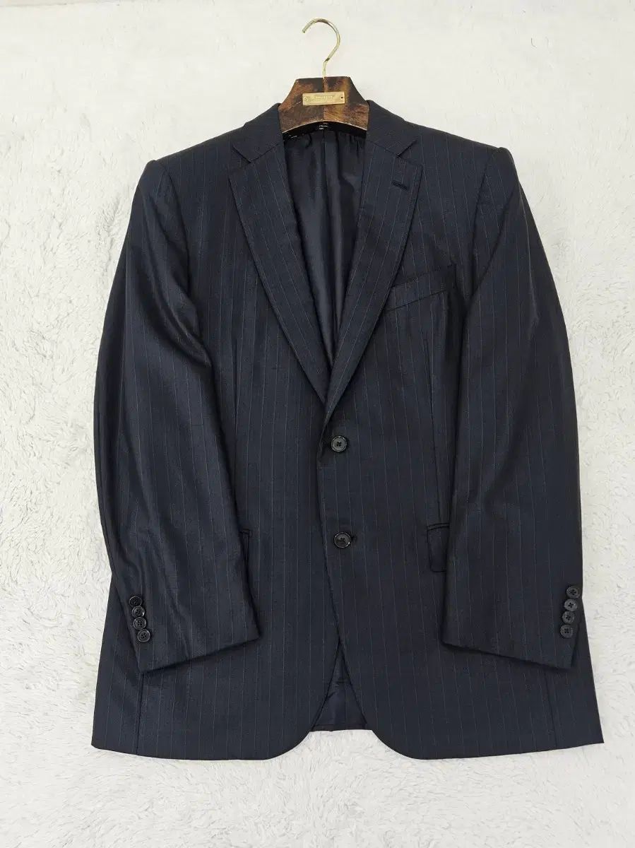Ermenegildo Zegna(エルメネジルド ゼニア) ピンストライプ ブレーザー