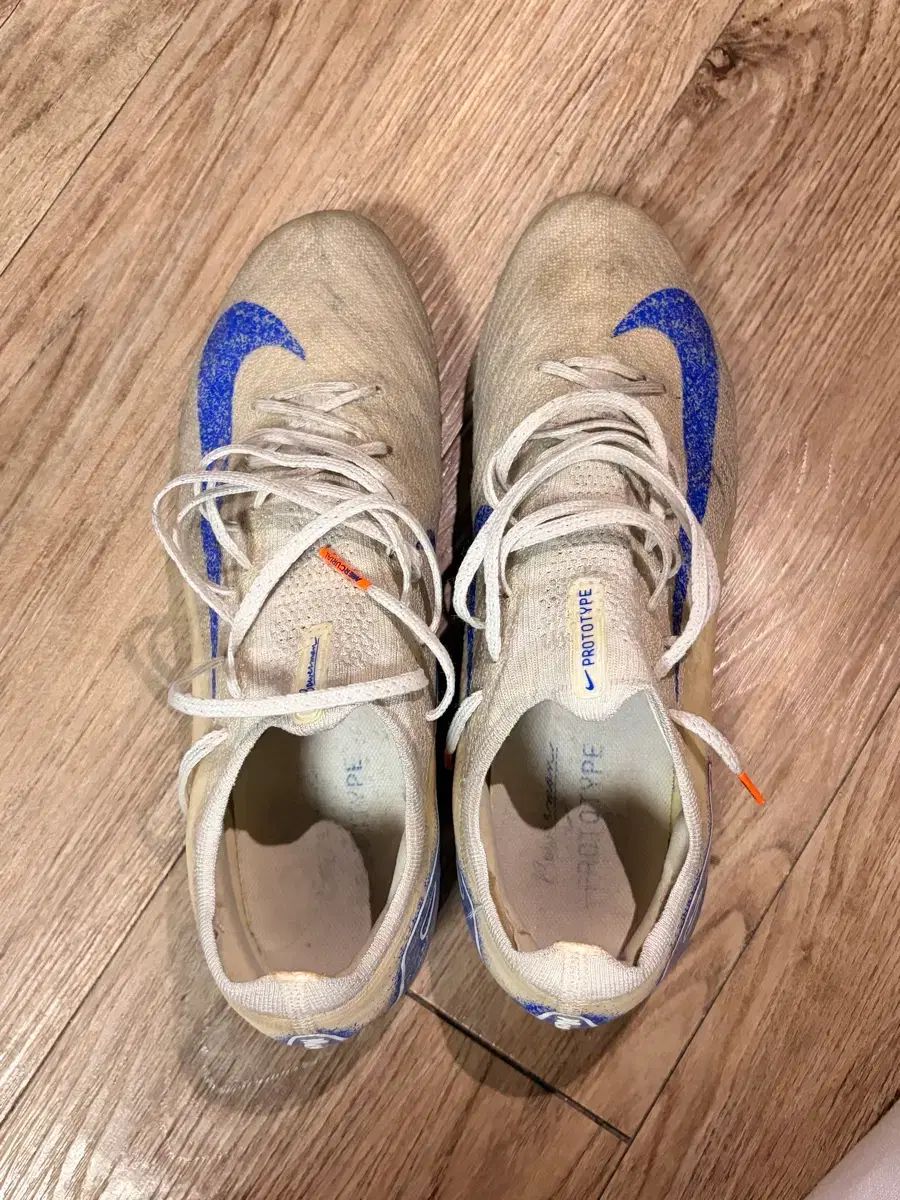 ナイキ ベイパー プロトタイプ サッカーシューズ 275