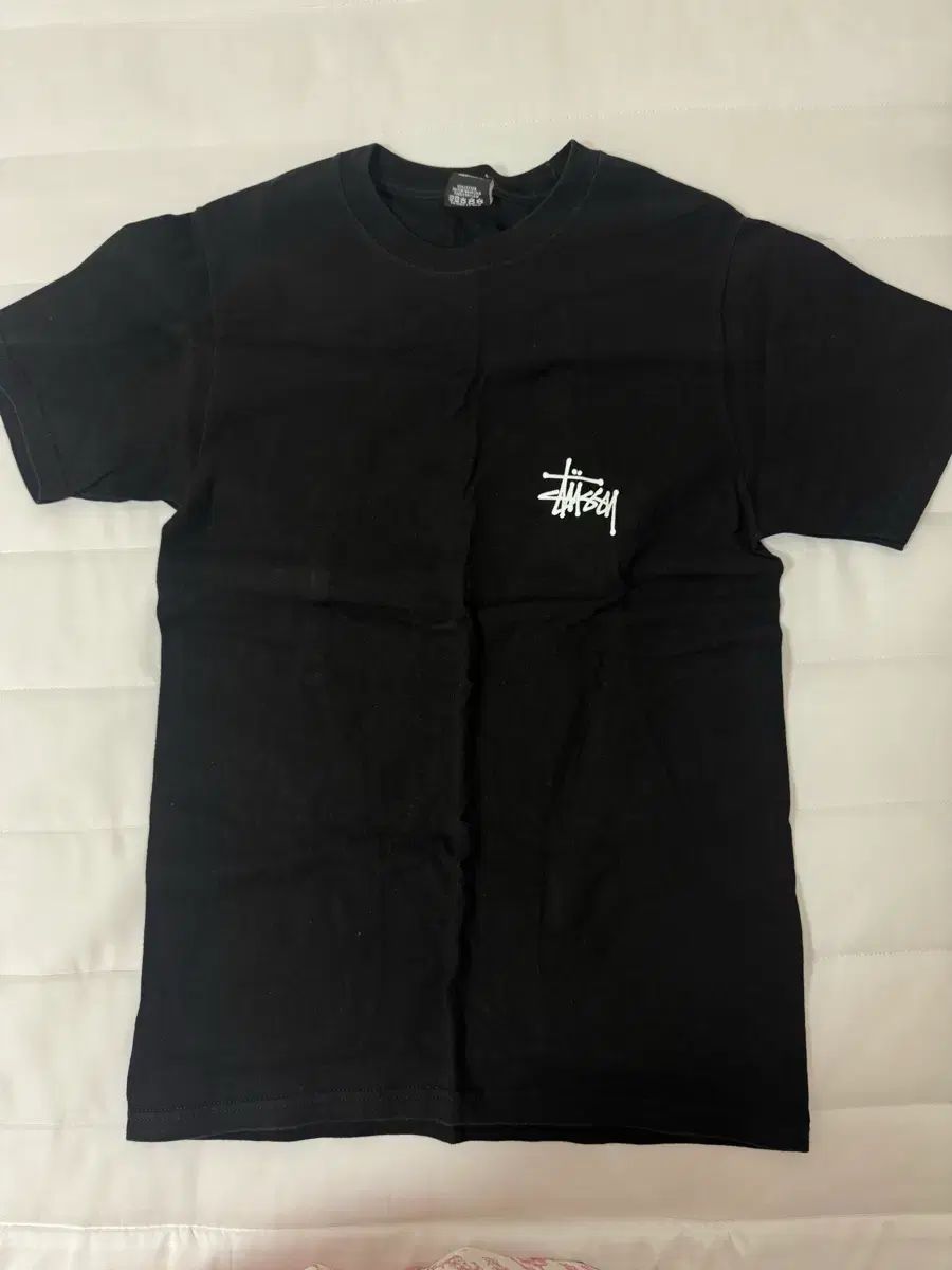 STUSSY ビックロゴ 半袖Tシャツ