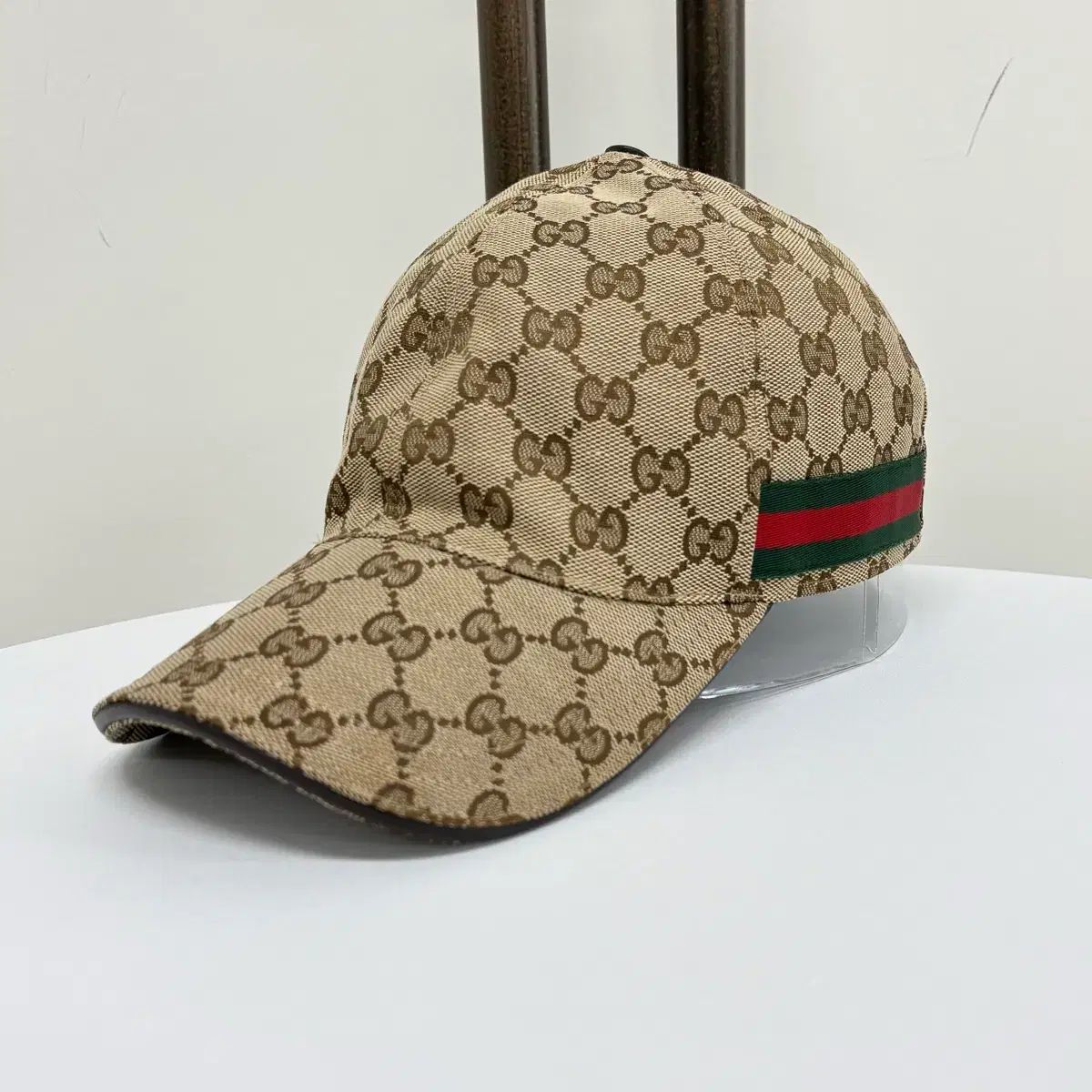 L グッチ GG ベースボールキャップ