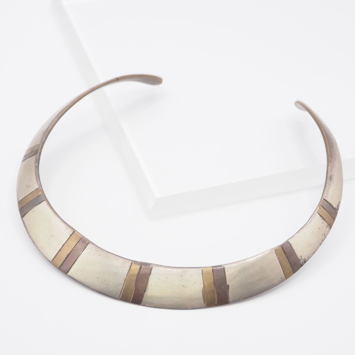 C174 vintage choker necklace design silver color