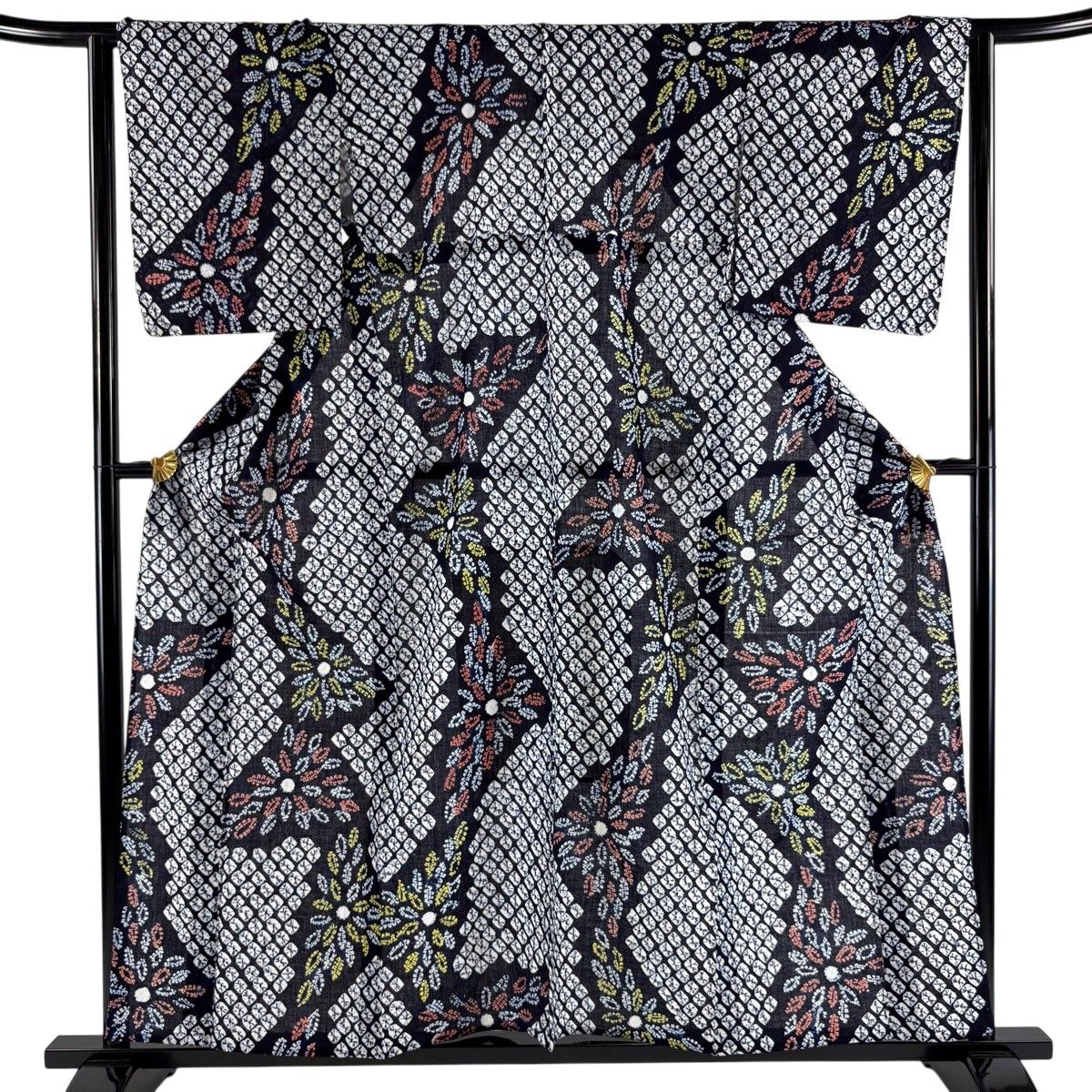 浴衣 身丈157cm 裄丈64cm M 絞り浴衣 草花 濃紺 綿 名品 【中古】 16,132円