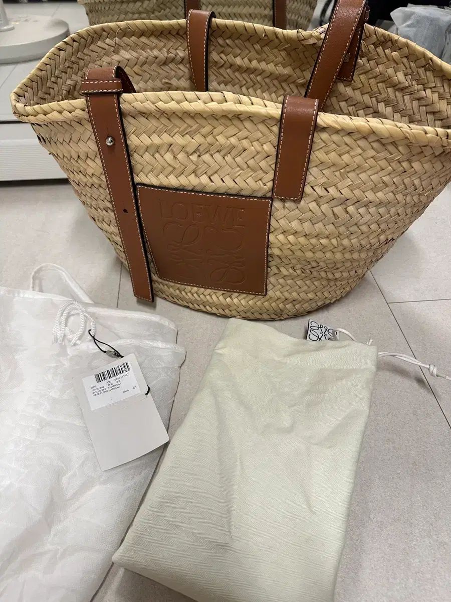 LOEWE ロエベ ラタンバッグ
