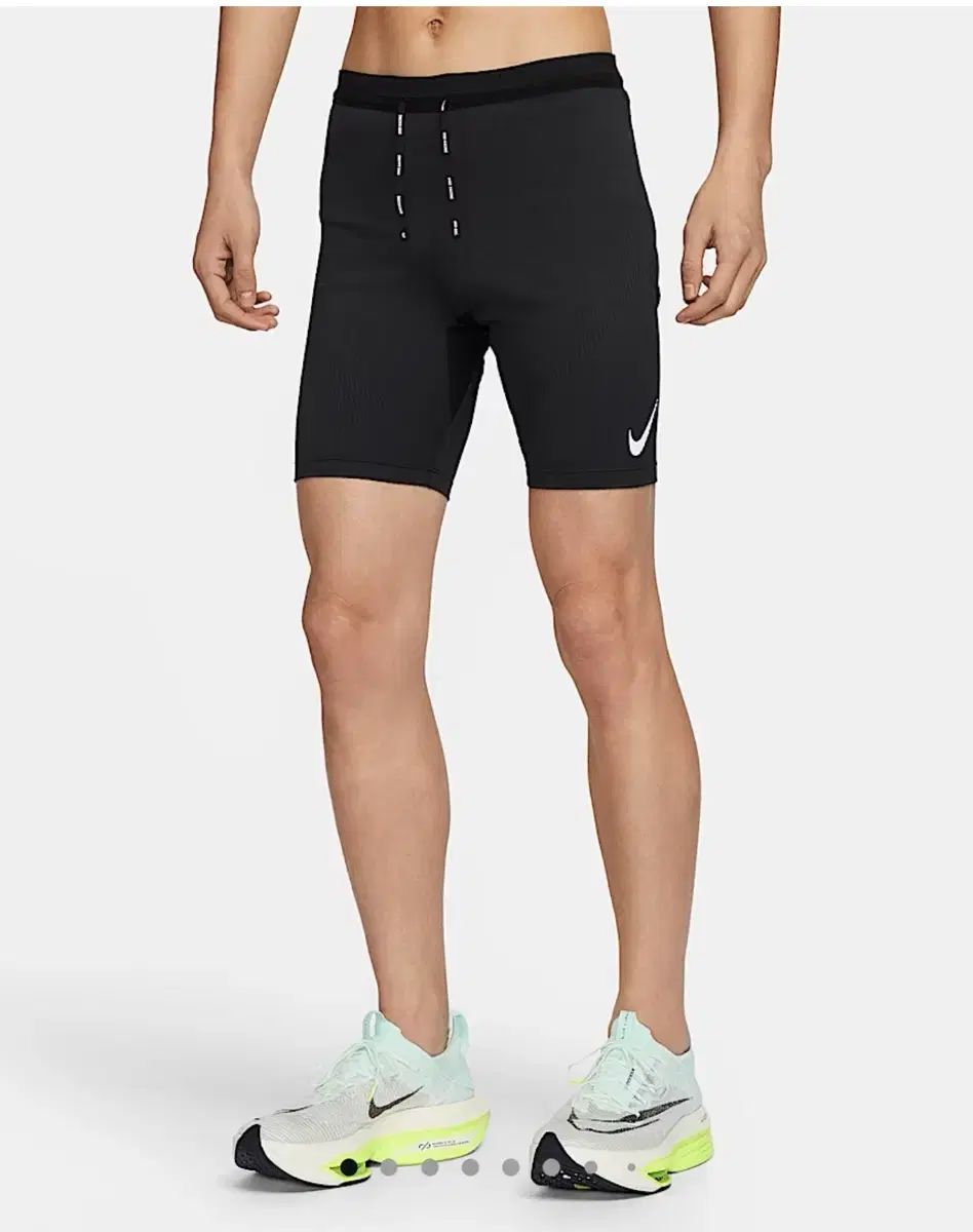 ナイキ エアロスイフト タイツ L XL 新品